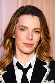 Betty Gilpin no elenco de Stuber: A Corrida Maluca