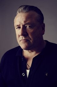 Ray Winstone no elenco de Donzela