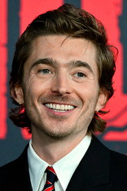 Austin Abrams no elenco de Cidades de Papel