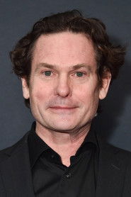 Henry Thomas no elenco de Ouija: Origem do Mal