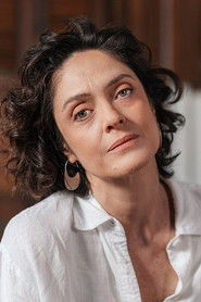 Bianca Byington no elenco de Todo Dia a Mesma Noite
