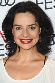 Raquel Karro no elenco de Todo Dia a Mesma Noite