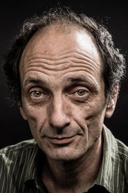 Gabriel Spahiu no elenco de A Lenda de Ochi