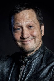 Rob Schneider no elenco de Um Gigolô Europeu por Acidente