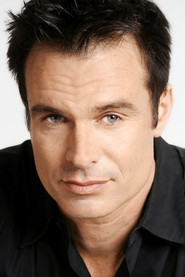 Patrick Muldoon no elenco de A Boneca do Mal
