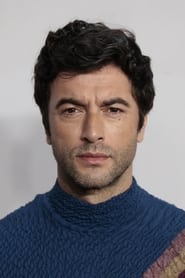 Javier Rey no elenco de Escalada Sem Limites