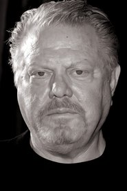 William Lucking no elenco de Contrabando