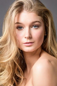 Chelsea Moody no elenco de Águas Rasas