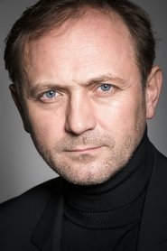 Andrzej Chyra no elenco de Monstros da Cracóvia
