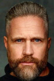 Spencer Collings no elenco de Perseguição Sem Trégua
