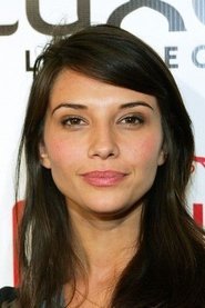 Amara Zaragoza no elenco de Terror no Pântano