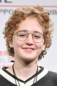 Emma Fasano no elenco de O Verão que Mudou Tudo