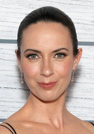Kate O'Flynn no elenco de O Segredo de Widow's Bay