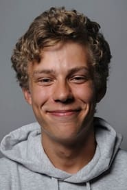 Steinar Klouman Hallert no elenco de Kraken: O Terror das Profundezas