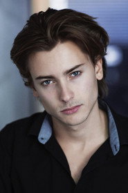 Elijah Rowen no elenco de Céu em Fúria