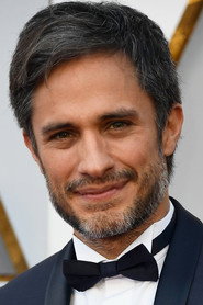 Gael García Bernal no elenco de Viva: A Vida é Uma Festa