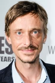 Mackenzie Crook no elenco de Piratas do Caribe: No Fim do Mundo