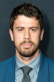 Toby Kebbell no elenco de Kong: A Ilha da Caveira